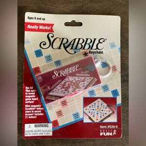 Scrabble Game Keychain - Vintage basic fun